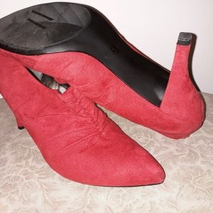 Ladies Shoes